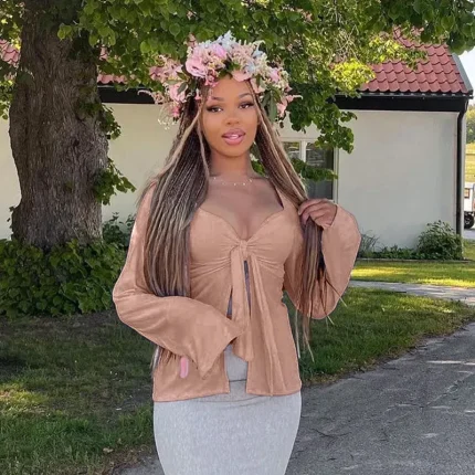 Women Fashion Solid Color Kink Horn Sleeve Split Crop Top - Image 3